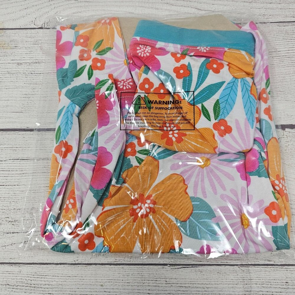 NIB Little Sleepies Beachy Blooms 2pc Pajama Shorts and Shirt Set Size 2T - Picture 3 of 3